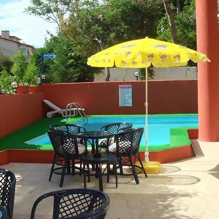 Baris Hotel 2*