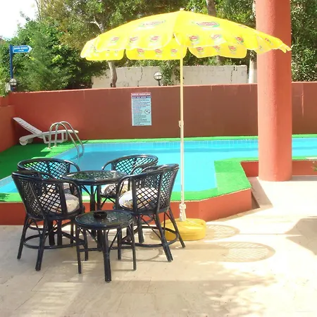 Baris Hotel 2*
