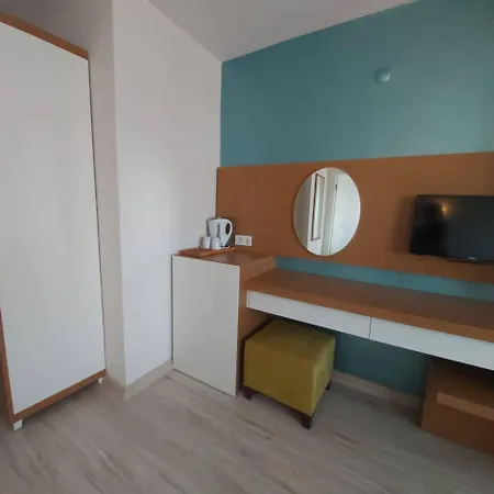 Hotel Baris 2*
