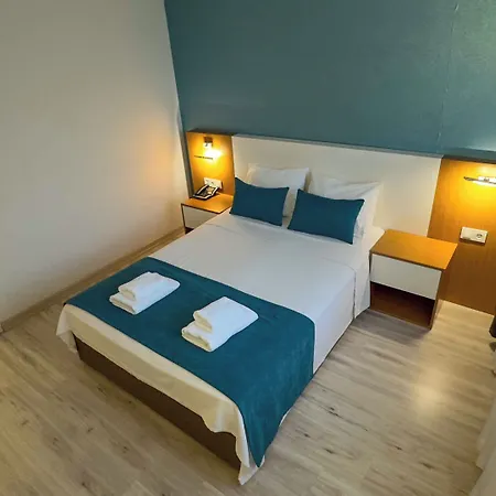 Hotel Baris 2*