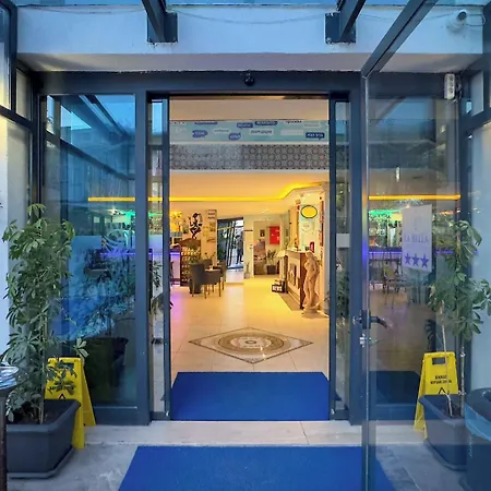 Baris Hotel